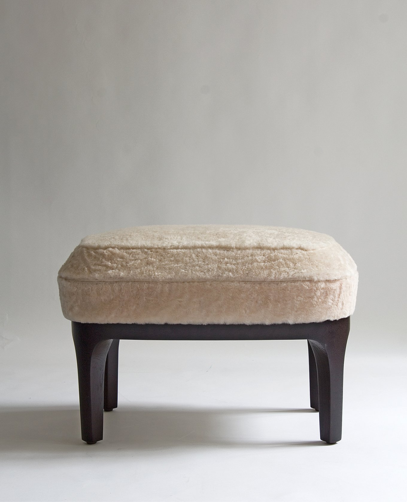 studio catoir collection design sheepskin pouf marina 1